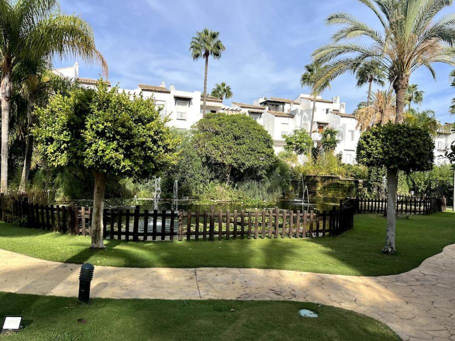 Costalita Beach Apartamento En Estepona Exterior foto